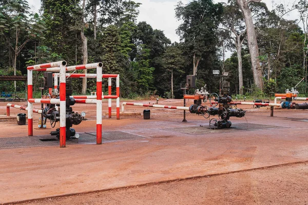 Petrol & gaz işlemleri, Gabon