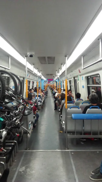 Interiör i urbana tåg i Trenes Argentinos, Buenos Aires, Argentina — Stockfoto