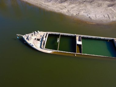 Gemi ikinci dünya savaşında battı. Gualtieri, İtalya. Yüksek kalite fotoğraf