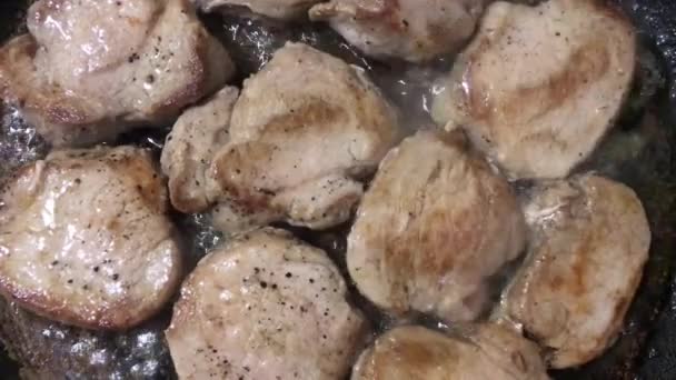 Cooking Sliced Pork Tenderloin Frying Pan — Stock Video