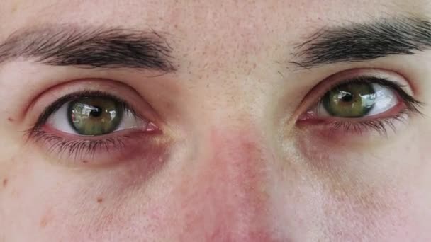 Farklı Çağlardan Güzel Gözler Kolajı Yaklaş Kameraya Bakan Insanlar Çeşitli — Stok video
