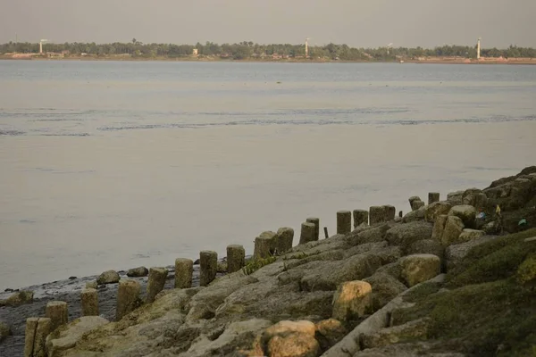 Barricades Traditionnelles Faites Pour Empêcher Érosion Bord Rivière Garchumuk Ouest — Photo