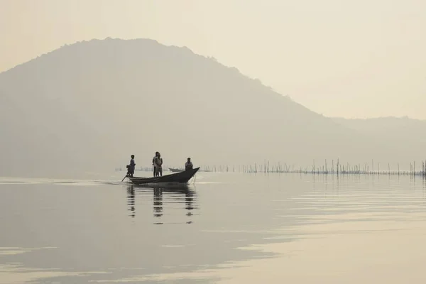 Chilika Lake Rambha Odisha Índia Março 2022 Barco Vapor Através — Fotografia de Stock