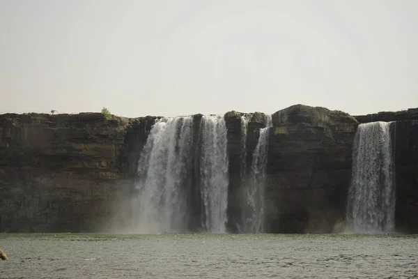 Cascade Chitrakoot Rivière Indravati Plongent Bas Pour Devenir Cascade Large — Photo