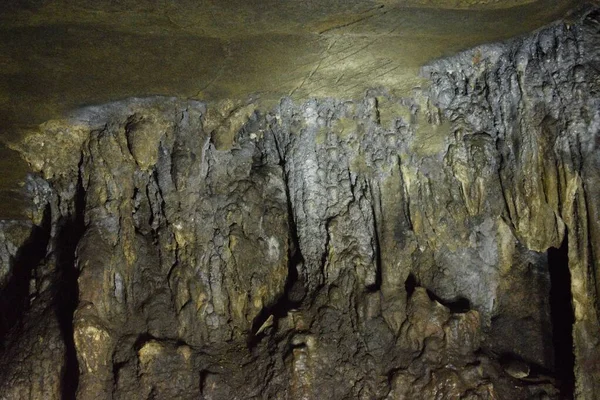 Grande Stalactite Conception Formation Stalagmite Intérieur Caverne Kotumbsar Formé Une — Photo