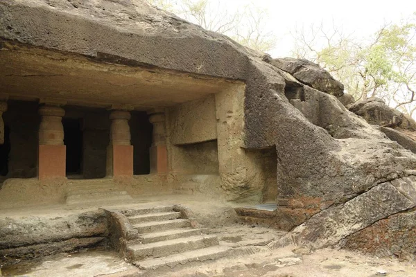 Bewaard Gebleven Grot Ingang Van Mahakali Kondivitische Grotten Gemaakt Van — Stockfoto