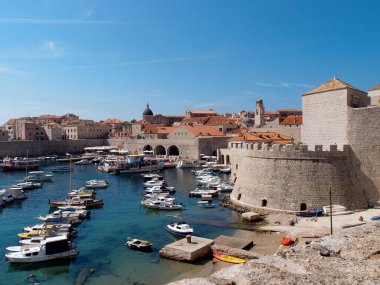 dubrovnik eski limanda