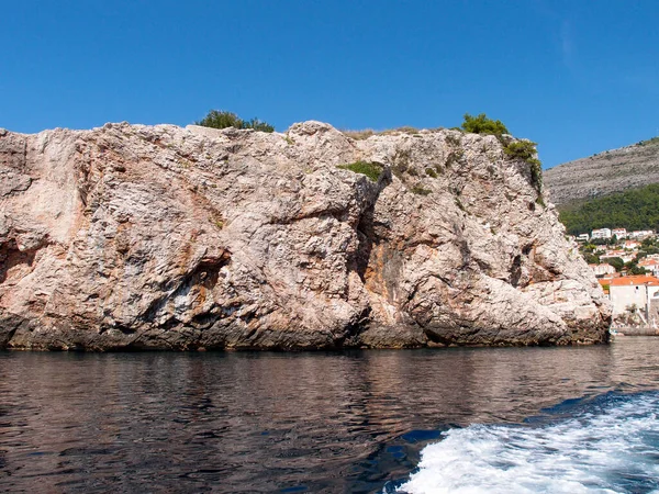 Beautiful View Rocky Coast Blue Sky Background View Sea — Stockfoto