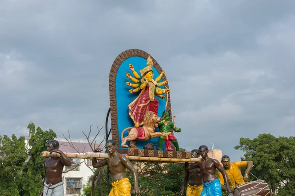 Kolkata Şehrini Güzelleştirme Sürecinde Dekore Etmek Için Lehimlerinde Tanrıça Durga — Stok fotoğraf