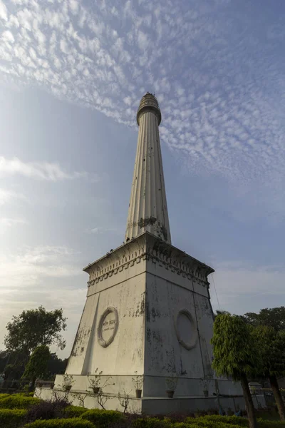 英国人によってコルカタの建築物の大きな塔Sahid Mionar — ストック写真