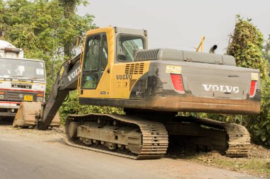 12 Aralık 2021, Kolkata, Batı Bengal, Hindistan: Seçici odaklı seyyar bir JCB vinç kamyonu. Seçici odak.