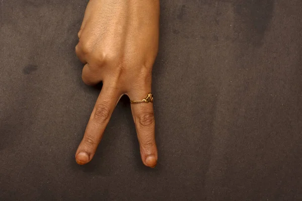 Female Hand Showing Sign Victory Two Her Hands Selective Focus — Stock Photo, Image