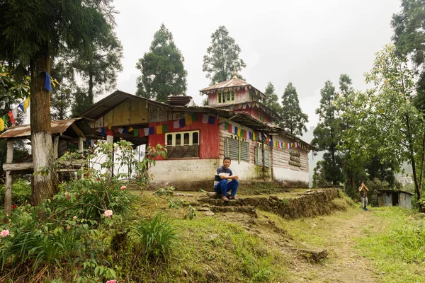 April 2022 Dhupjhora Westbengalen Indien Ein Nepalese Ruht Sich Vor — Stockfoto