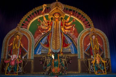 Kolkata 'da güzel Hindu tanrıçası Durga idolü.