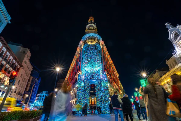 Kerstmis Stad Madrid Met Verlichting Typische Decoratie Hoekgebouw Behorend Tot — Stockfoto