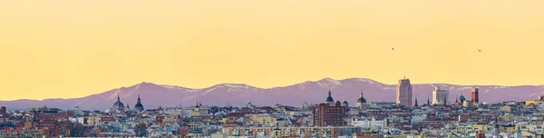 Vista Panorámica Ciudad Madrid Durante Una Puesta Sol Techos Horizonte — Foto de Stock