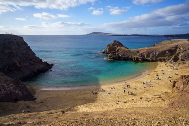 Playa del Papagayo Kanarya Adalarına ait Lanzarote adasında