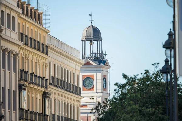 Reloj Plaza Puerta Del Sol Ciudad Madrid Durante Soleado Día —  Fotos de Stock