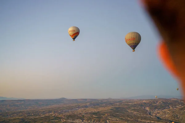 Set Colorful Balloons Flying Goreme City Cappadocia Sunset Clear Summer — Stock Fotó