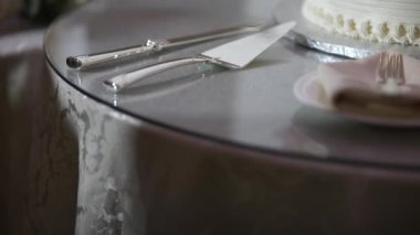 Harika düğün pastasının yakın çekimi.