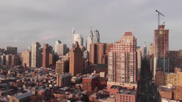 Flygfoto över Philadelphia stad 2021 — Stockvideo