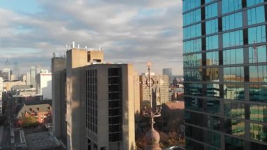 Gökyüzü görüntüsü. Philadelphia Piskoposluk Katedrali