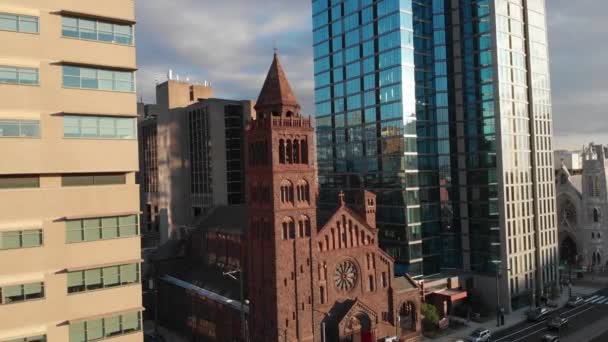Vista real. Catedral Episcopal de Filadelfia — Vídeos de Stock