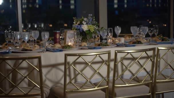 Bruiloft tafel decor. Luxe bruiloft — Stockvideo