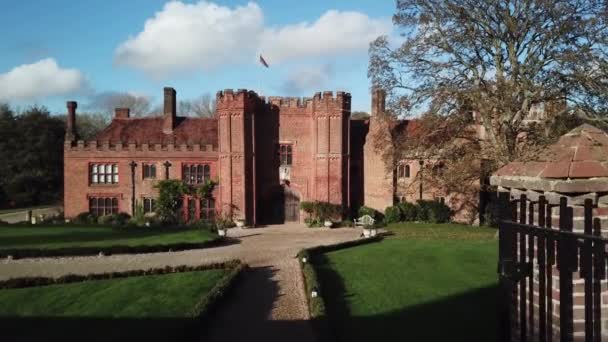 Aero view .Leez Priory, a bela Mansão Tudor localizada em Essex — Vídeo de Stock