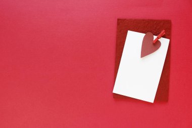 Sevgililer Günü geçmişi. Sevgililer Günü konsepti. Düz konum, üst görünüm, kopyalama alanı