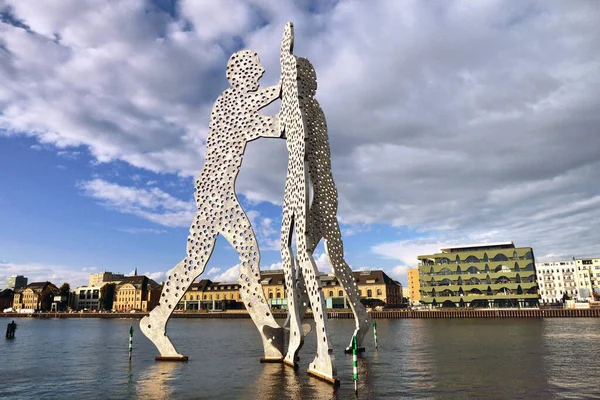 Escultura Arte Moderna Molecule Man Localizado Rio Spree Berlim — Fotografia de Stock