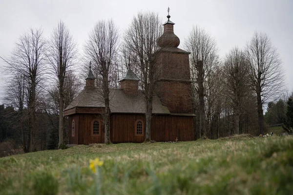 Slovakya Nın Vysny Komarnik Kasabasındaki Yunan Katolik Ahşap Azizler Kilisesi — Stok fotoğraf