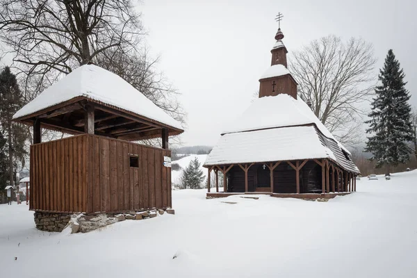 Slovakya Nın Topola Kentindeki Aziz Michael Katolik Ahşap Kilisesi — Stok fotoğraf