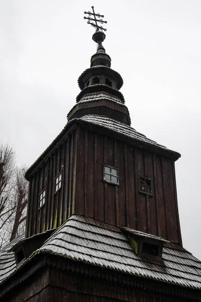 Slovakya Nın Rusky Potok Kentindeki Aziz Mikail Katolik Ahşap Kilisesi — Stok fotoğraf