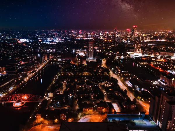 Beautiful Aerial Вид Міста Манчестер Великій Британії Вночі Нічні Хмарочоси — стокове фото