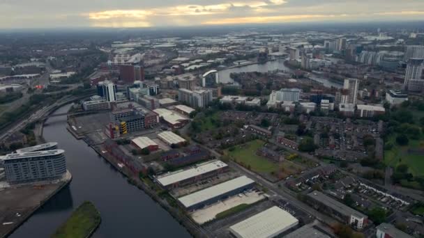 Flygfoto Från Drönare Manchester Stad Storbritannien Vacker Molnig Dag — Stockvideo