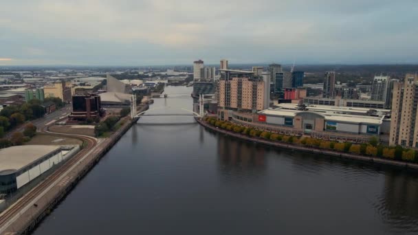 Flygfoto Från Drönare Manchester Stad Storbritannien Vacker Molnig Dag — Stockvideo