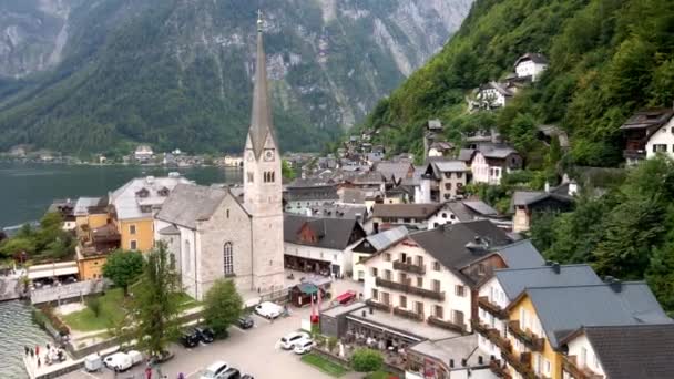 Drona Lotnicza Widok Słynnej Górskiej Wioski Hallstatt Alpach Austriackich Region — Wideo stockowe