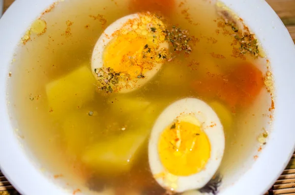 Halves Boiled Egg Float Delicious Broth — стоковое фото