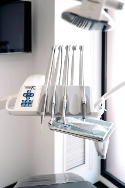 Primo piano degli strumenti dentistici — Foto Stock