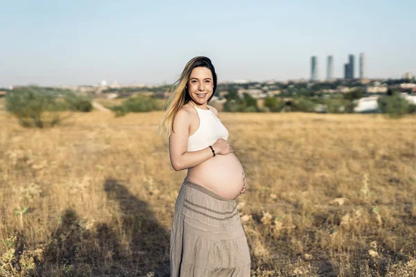 Happy Young Pregnant Woman Portrait — Foto de Stock