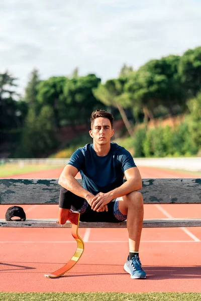 Engelli Genç Sporcu Dinleniyor