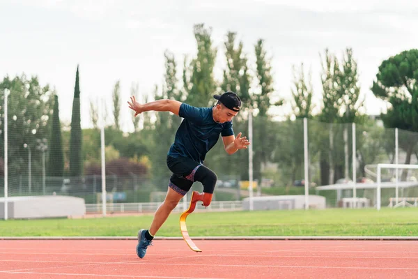 Disabled Young Man Athlete Running — Stok Foto