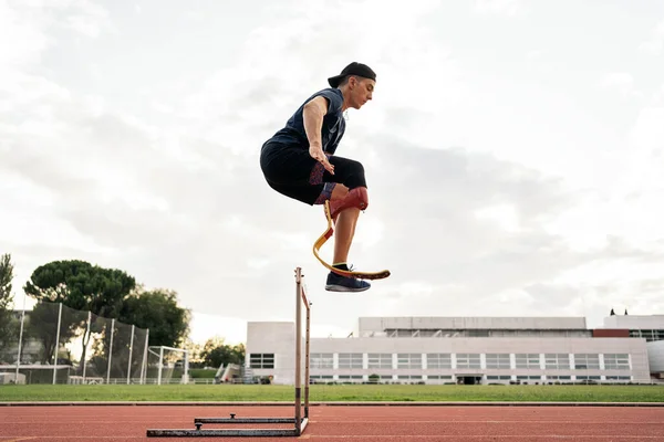 Disabled Young Man Athlete Jumping — стоковое фото