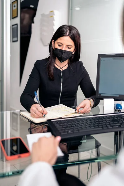 Young Dentist Woman Wearing Face Mask Due Covid19 Working Her — Stok Foto