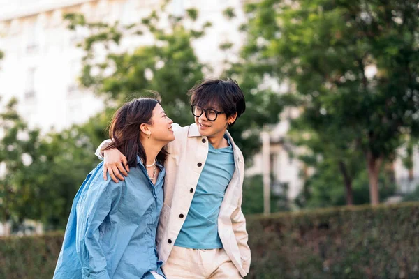 Cute Asian Couple Smiling Looking Each Other While Walk City — Stock Photo, Image