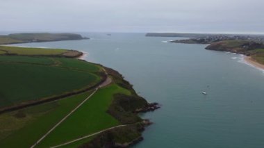 Padstow balıkçılık liman filmi Cornwall England İngiliz insansız hava aracı 