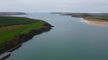 Padstow balıkçılık liman filmi Cornwall England İngiliz insansız hava aracı 