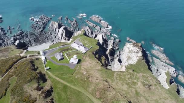 Touro Ponto Farol Devon Inglaterra Drone Aéreo — Vídeo de Stock