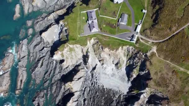Bull Point Lighthouse Devon England Aerial Drone — 비디오